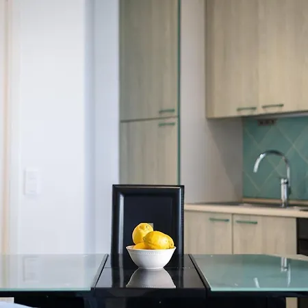 La Piscine - Bord De - Clim - Place De Parking * Μεντόν