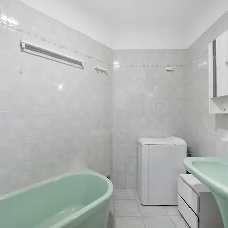 Appartement La Piscine - Bord De - Clim - Parking Vue Menton